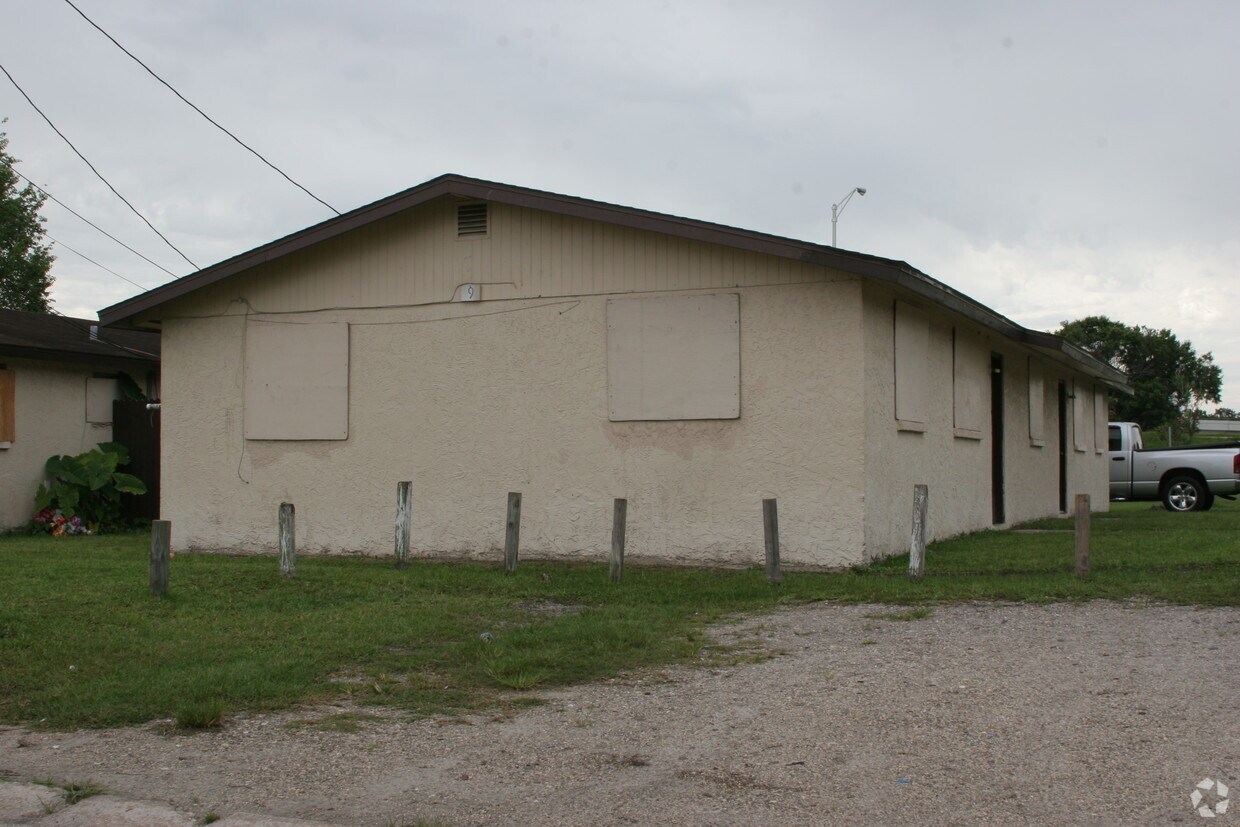 Foto del edificio - 1000 1st Avenue Ct W