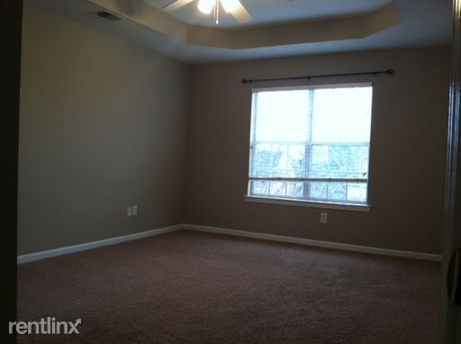 Building Photo - 141 Crestmont Ln