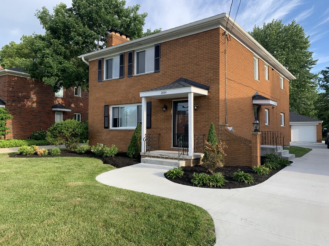 Primary Photo - 2844 Chamberlain Rd