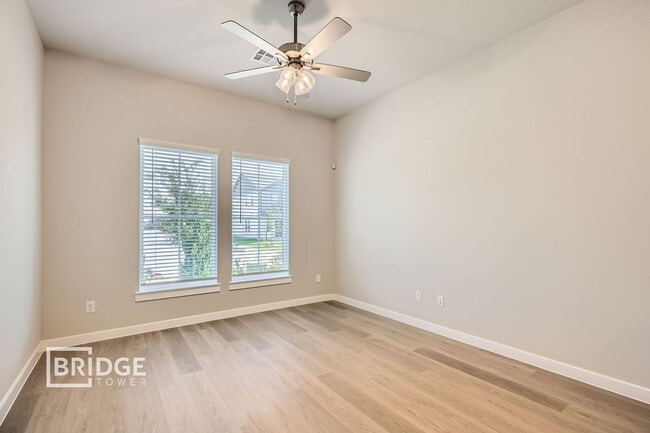 Building Photo - BALLSTON PLAN