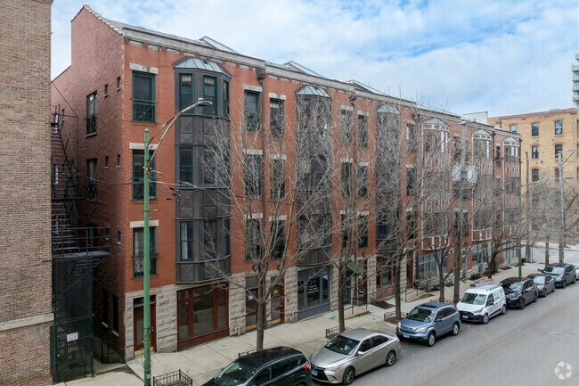 Building Photo - River West Condos