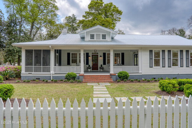 Building Photo - 6336 Greenville Sound Rd