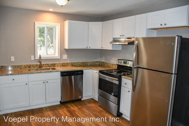 Building Photo - 116 W 38th St