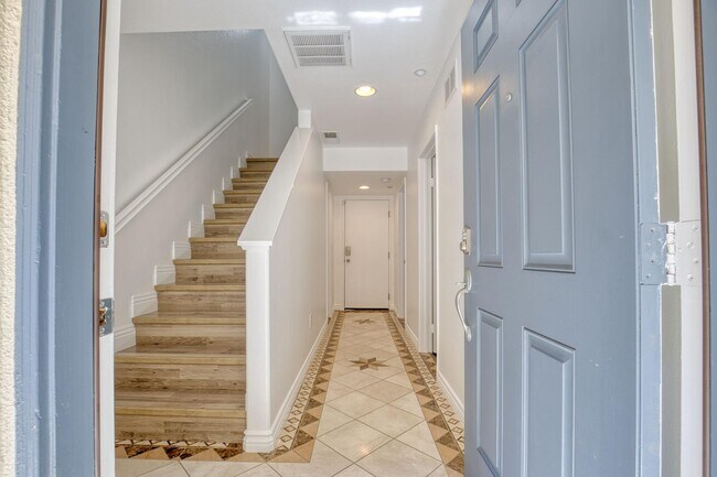 Foto del edificio - 2706 Black Locust Ct