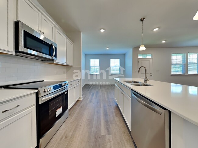 Building Photo - 218 Argea Dr