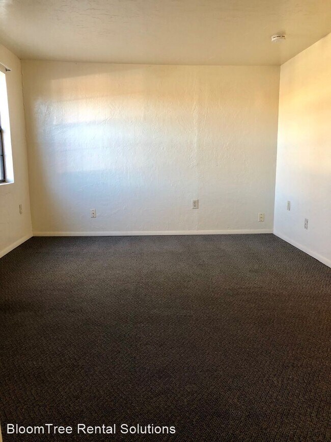 Foto del edificio - 2 br, 1 bath House - 121 W Aubrey Street