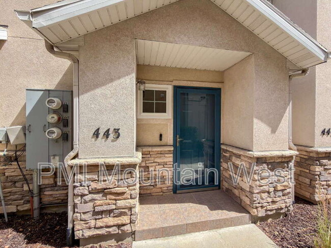 Building Photo - 443 Kent Dr