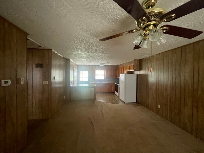 Foto del edificio - 256 Sunny Hill Dr