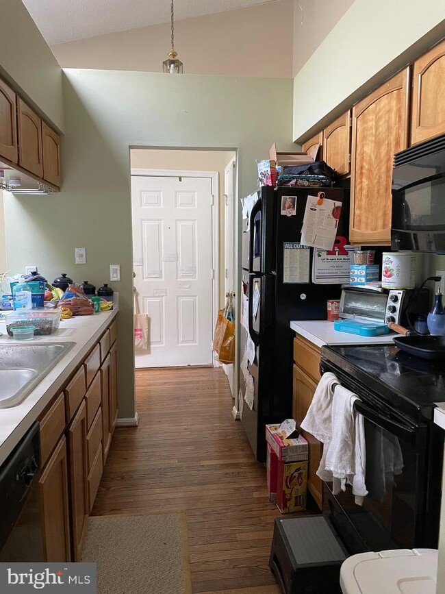 Building Photo - 2603 Camelback Ln