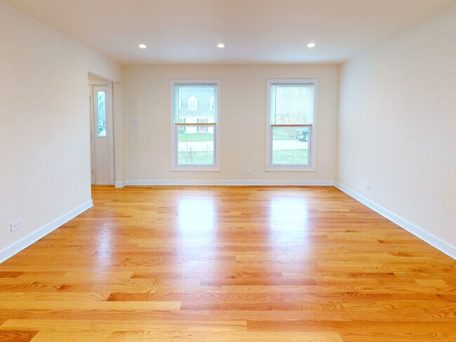Building Photo - 2711 Valley Forge Rd