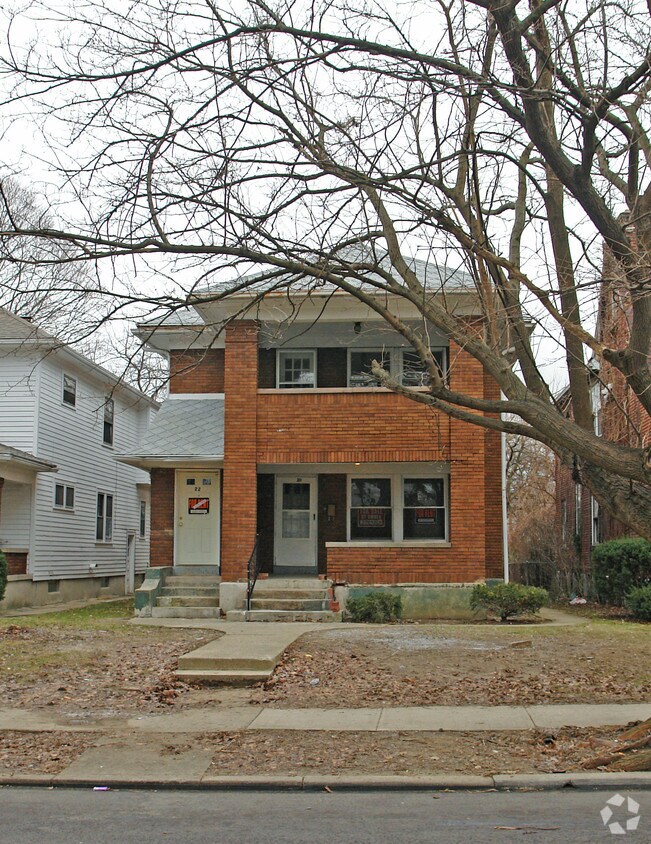 Foto del edificio - 20 E Norman Ave