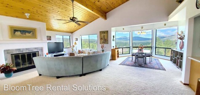 Foto del edificio - 3 br, 2 bath House - 1962 Sunnyside