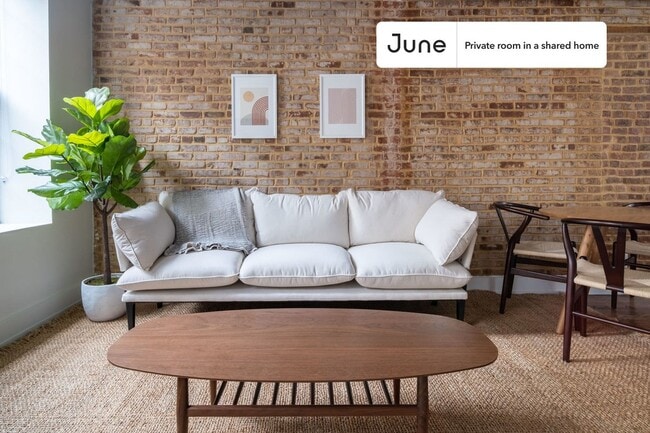 Foto del edificio - Contemporary ROOM at The Clark House