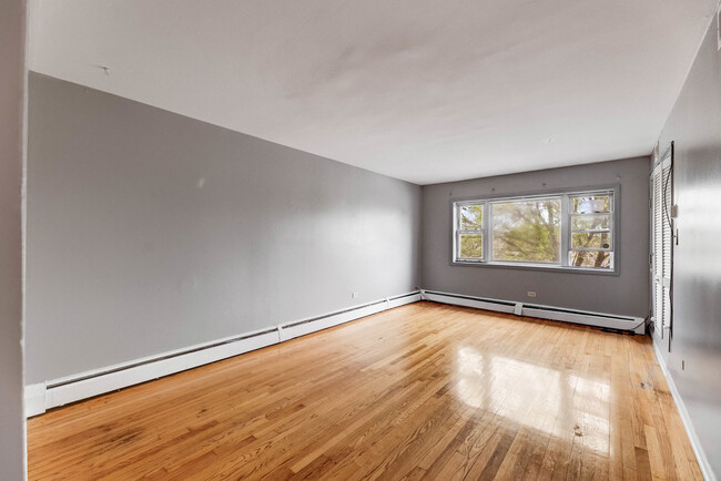 Building Photo - 4634 W 47th St