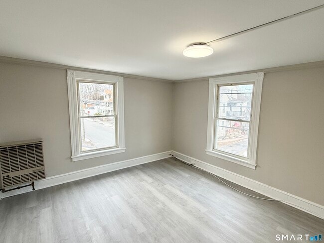 Foto del edificio - 28 French St