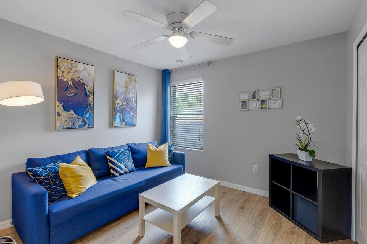 Foto principal - 620 Orange Cosmos Blvd