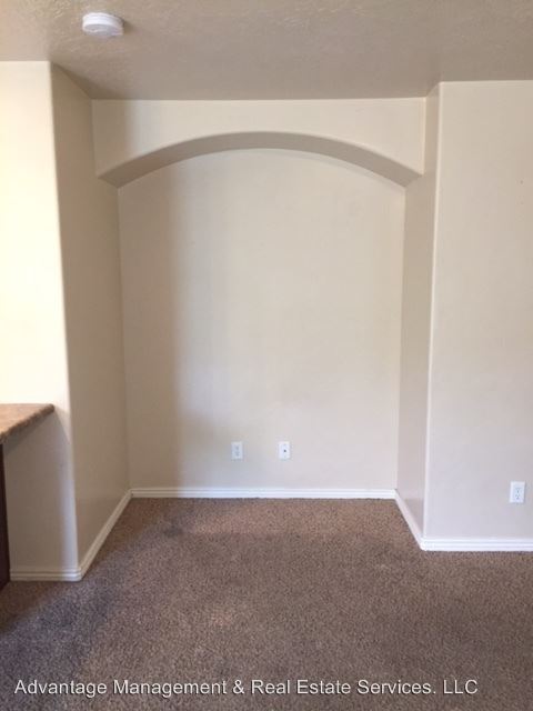 Building Photo - 1262 Firefly Dr