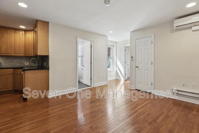 Building Photo - 6066 Ridge Ave