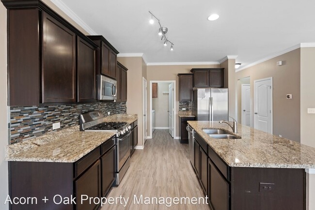 Building Photo - 3 br, 2.5 bath House - 836 Ember Drive