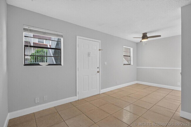 Building Photo - 3760 NW 115th Ave