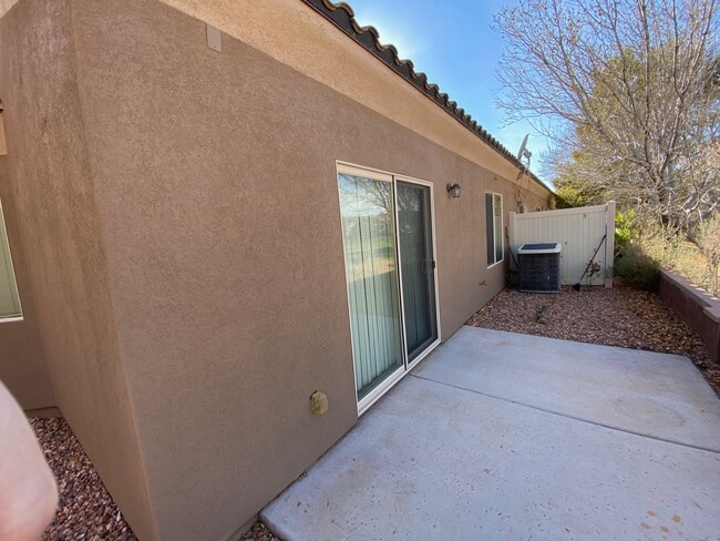 Back Patio - 851 Siena Ln
