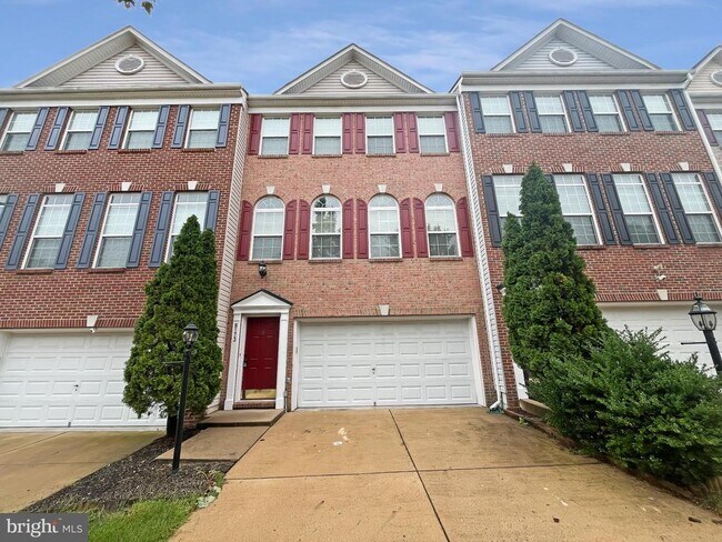 Foto del edificio - 8173 McCauley Way