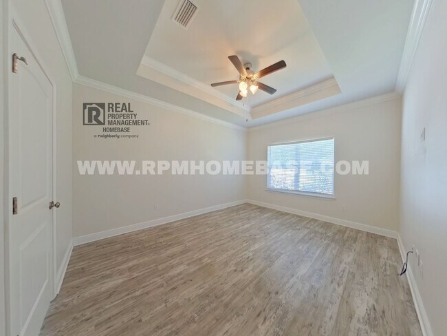 Foto del edificio - **Special Move-In Offer!** Embrace Coastal...