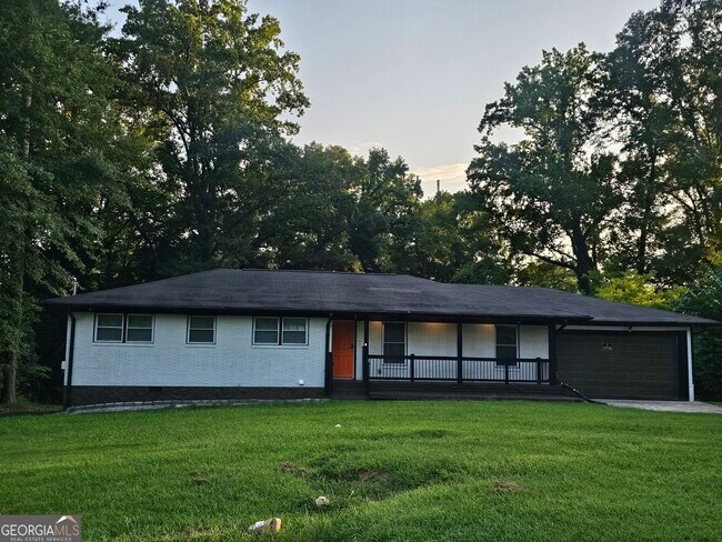 Building Photo - 1931 Shepherd Cir SW