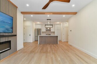 Building Photo - 36 McKone St