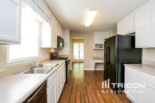 Building Photo - 1358 Chatley Way