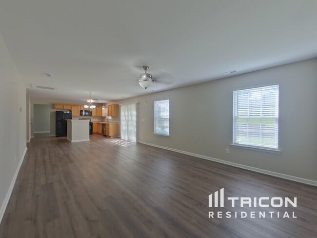 Foto del edificio - 2496 Ivy Creek Frd