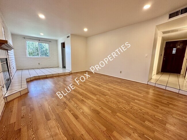 Building Photo - 8825 E Old Spanish Trail