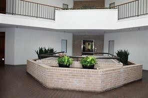 Foto del edificio - 5210 Weslayan St