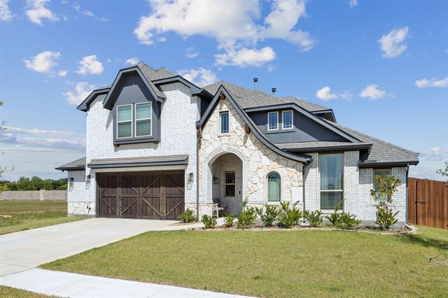 Foto del edificio - 3121 Deer Lk Ln