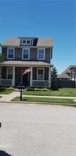 Building Photo - 631 N Longfellow Ln