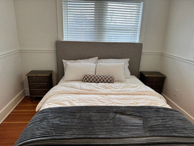 Foto del edificio - 3076 Melbourne St