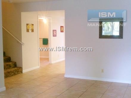 Foto del edificio - 1147 N Cedar St