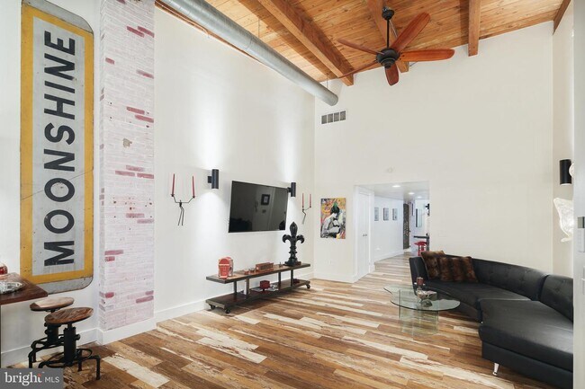 Foto del edificio - 314-18 Brown St