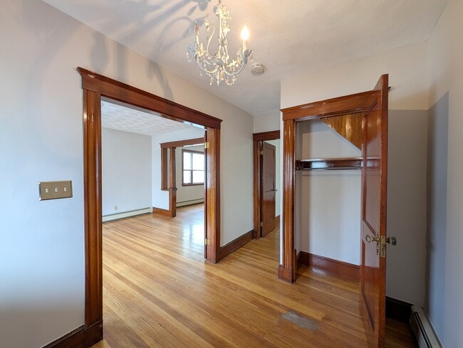 Building Photo - 30 Medford St