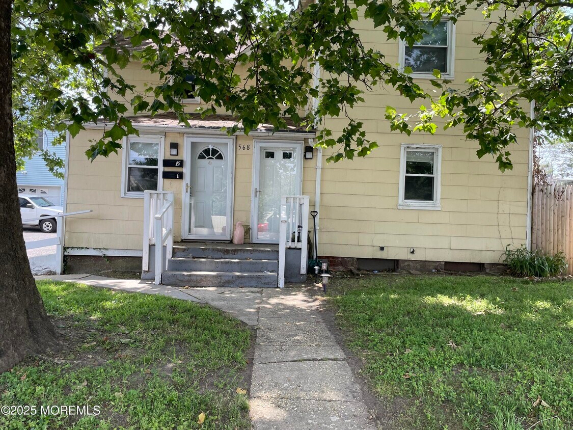 Foto principal - 568 Joline Ave