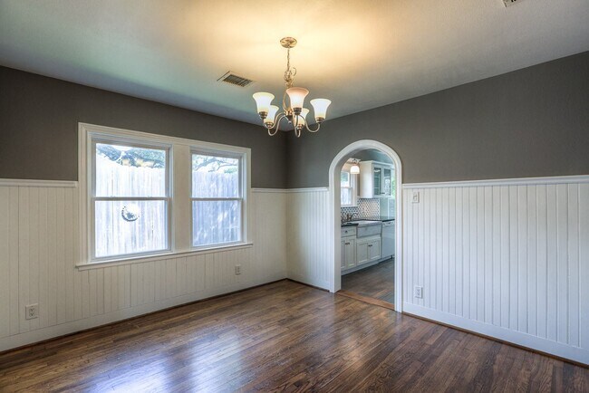 Foto del edificio - 926 Dorothy St