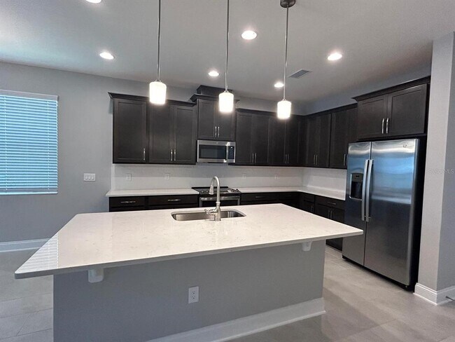 Foto del edificio - 631 Becklow St