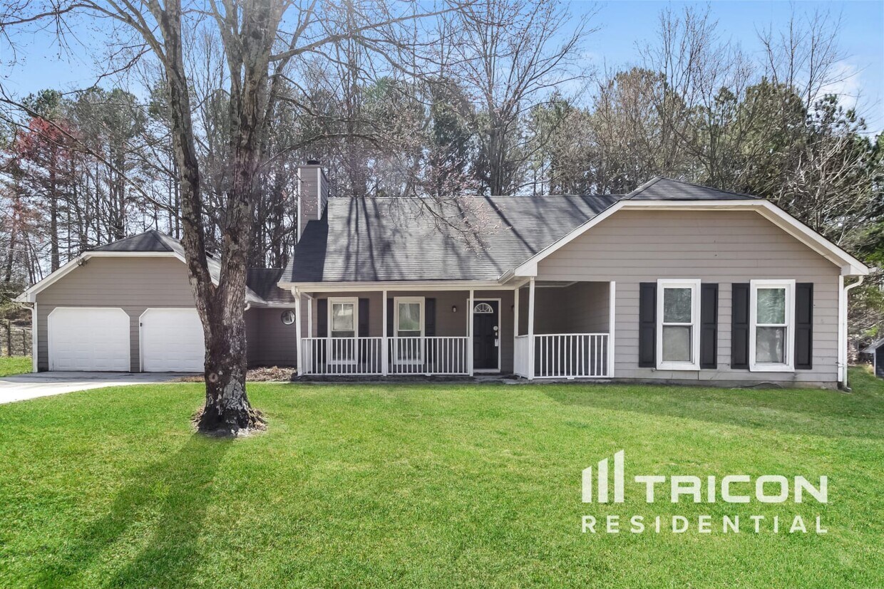 Primary Photo - 1830 Fox Ridge Drive Hoschton GA