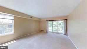 Foto del edificio - 244 Drummers Ln