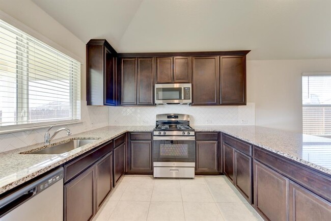 Foto del edificio - 236 Trailside Ln