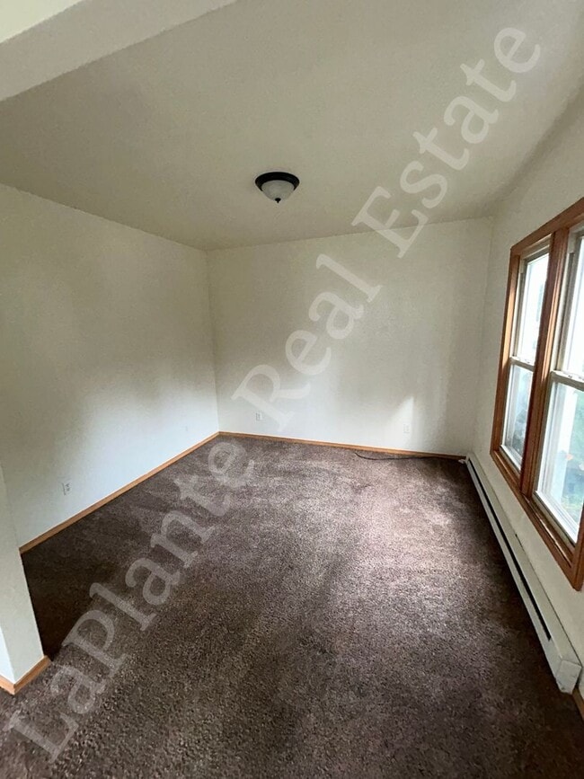 Building Photo - 4105 Walker Ave