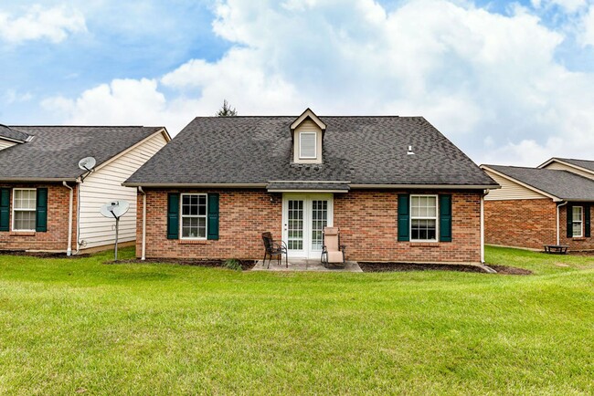 Foto del edificio - Beautiful Single Family Home in The Villag...