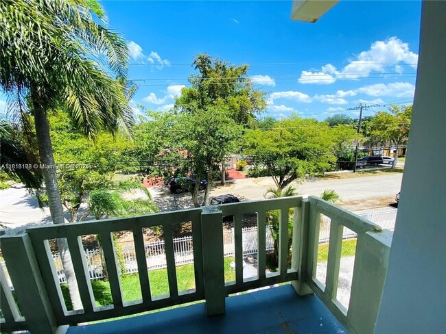 Foto del edificio - 12890 NE 8th Ave