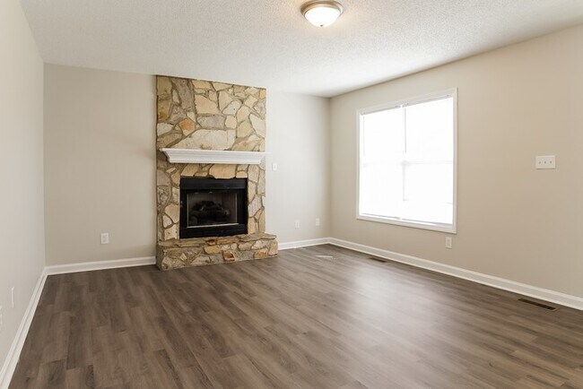 Building Photo - 163 Creek Meadow Drive