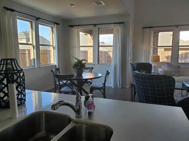 Foto del edificio - 3686 Loft Ln